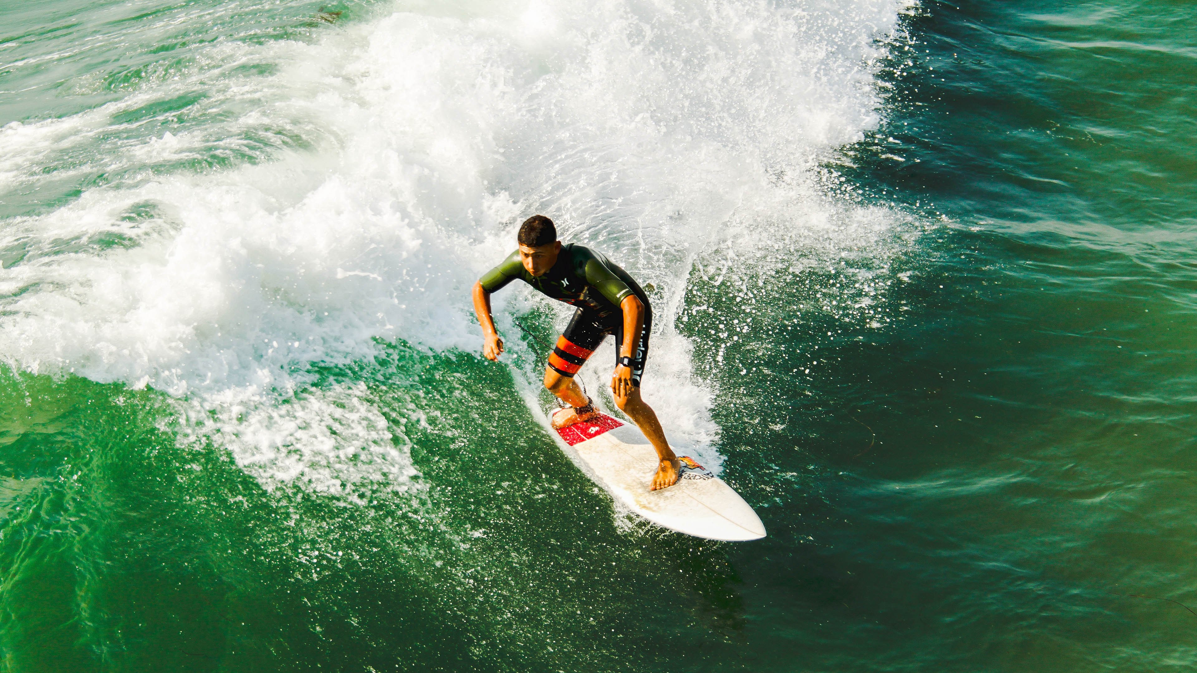 勇士客场击败国王,库里命中致命三分终结悬念,勇士库里经典比赛